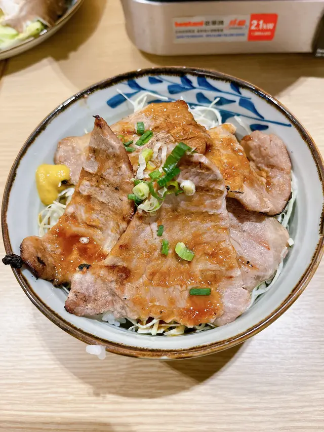 十勝豚肉丼