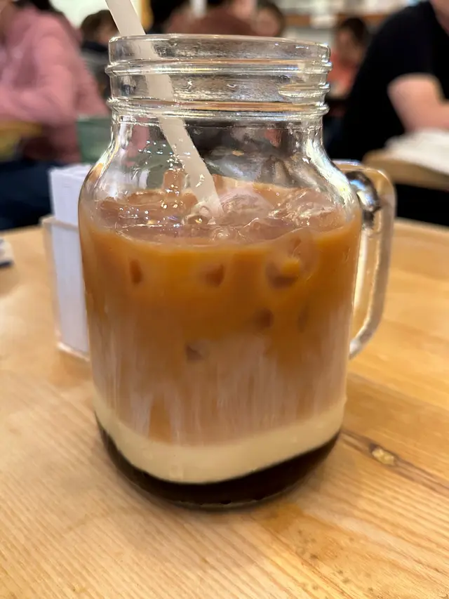 三色奶茶