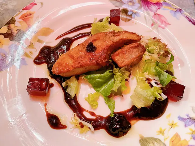 香煎鵝肝配魚子醬