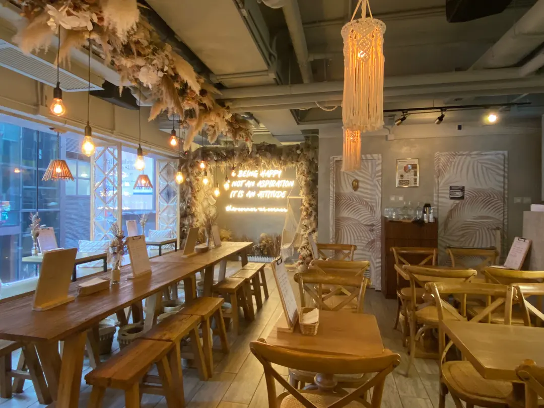 Corner Café
