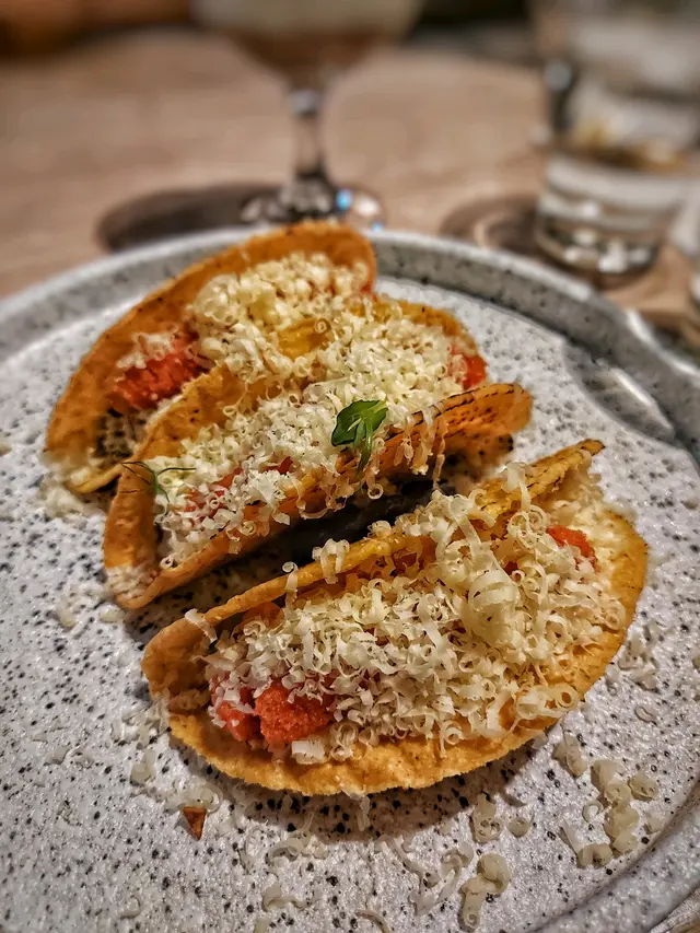 明太子康提芝士蟹肉墨西哥夾餅