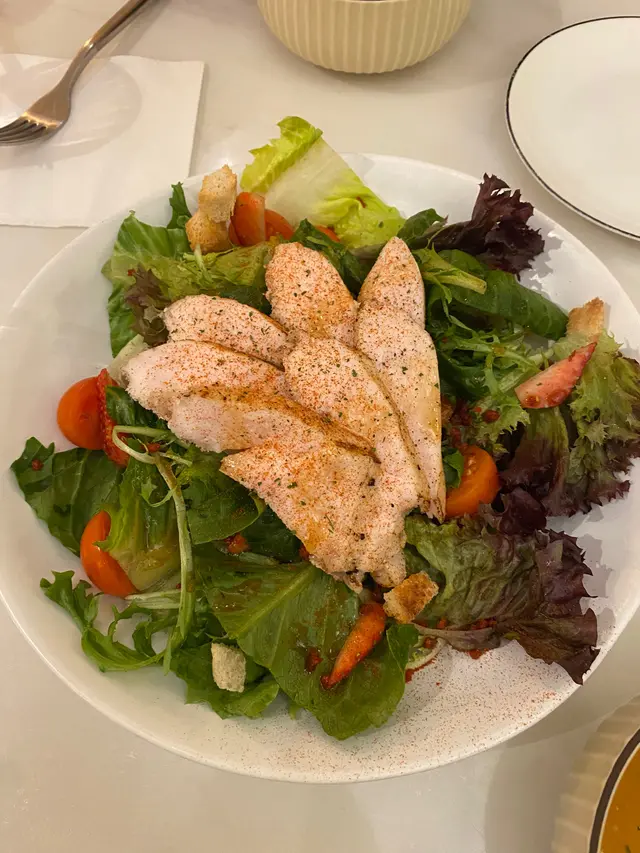 慢煮雞胸柚子汁沙律