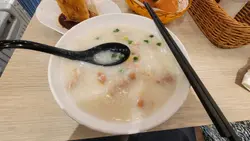 艇仔粥正常