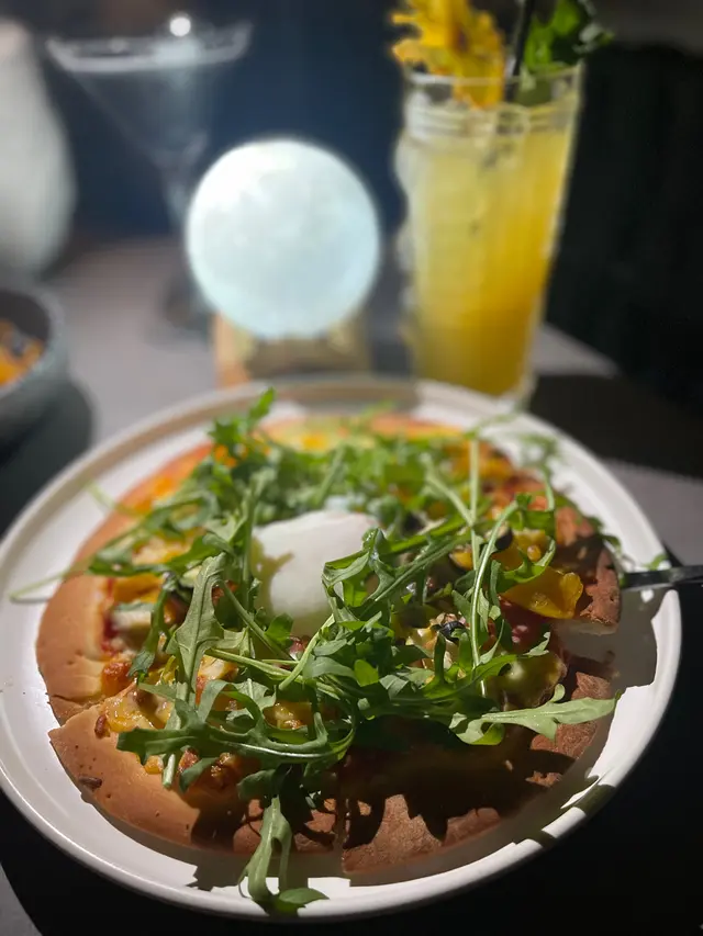 J.Moon  Pizza