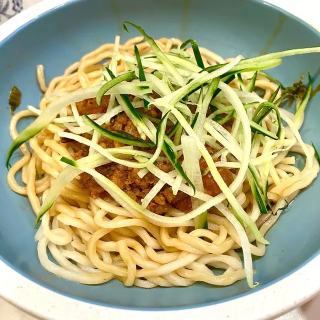 肉燥拌麵