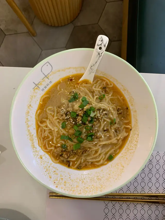 四川擔擔麵