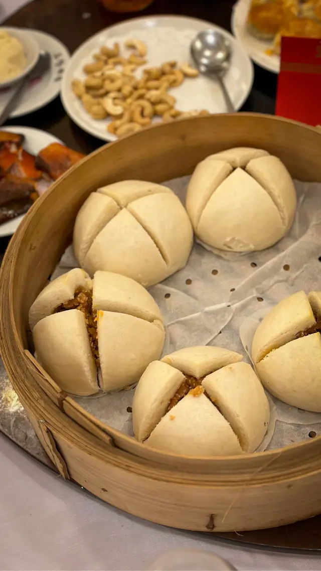 蛋黃麻蓉包