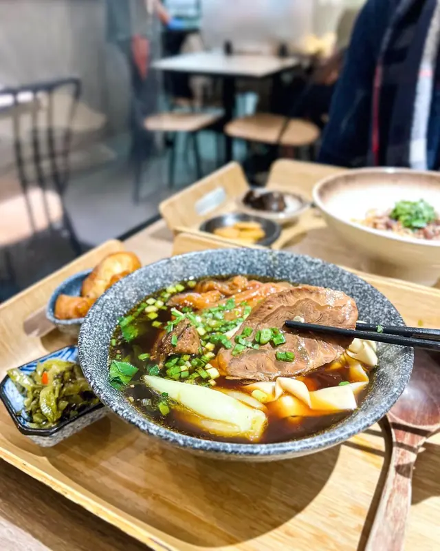 紅燒半筋半肉牛肉麵