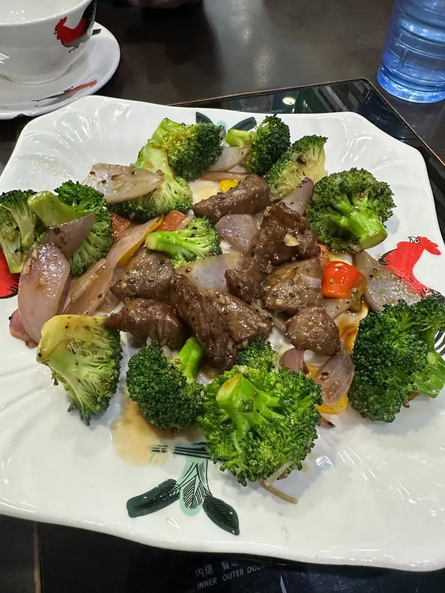 蜜椒西蘭花牛柳粒