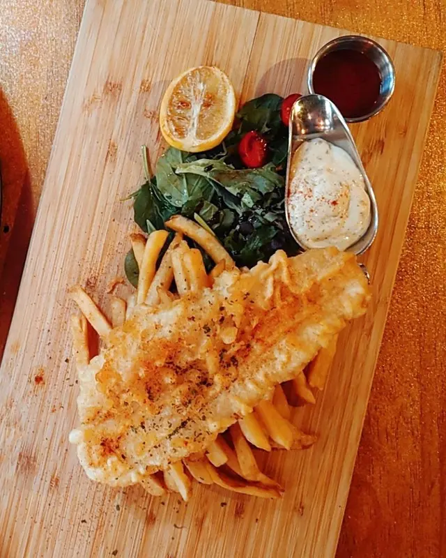 重量級炸魚薯條