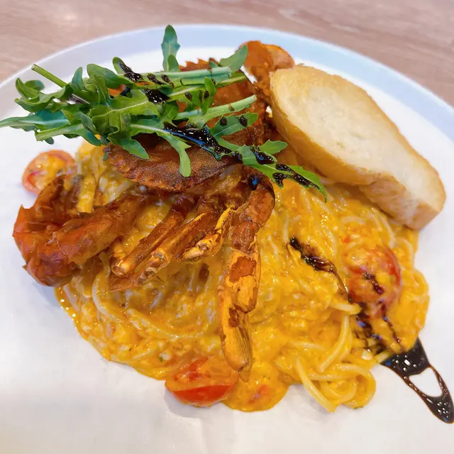 軟殼蟹蝦頭醬忌廉意粉