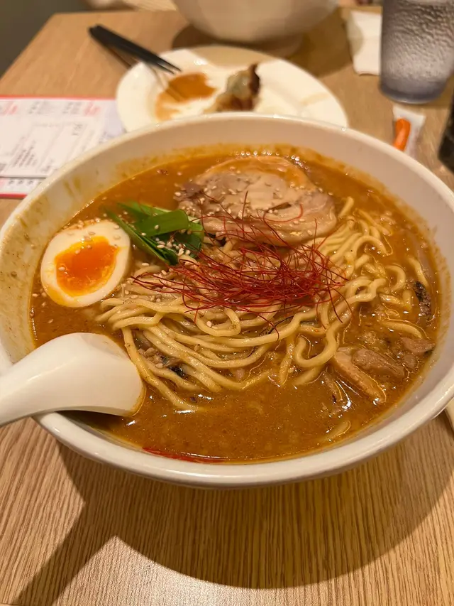 辣味噌蝦濃湯拉麵