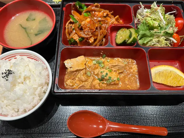 Sutamina 豬燒肉定食
