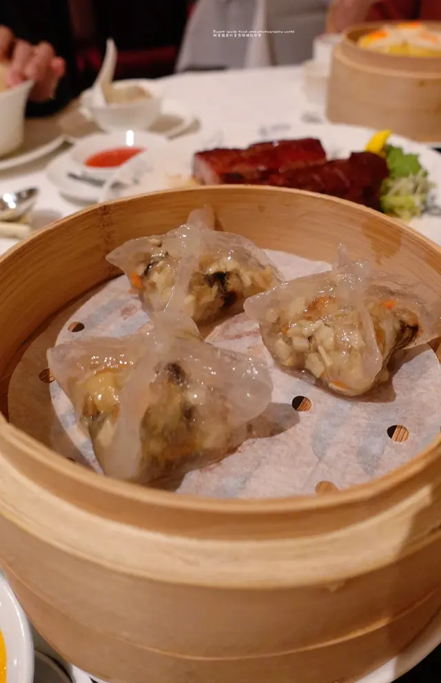 黑蒜竹笙上素餃