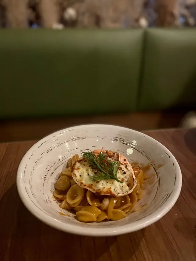 忌廉龍蝦汁甲羅燒貓耳朵