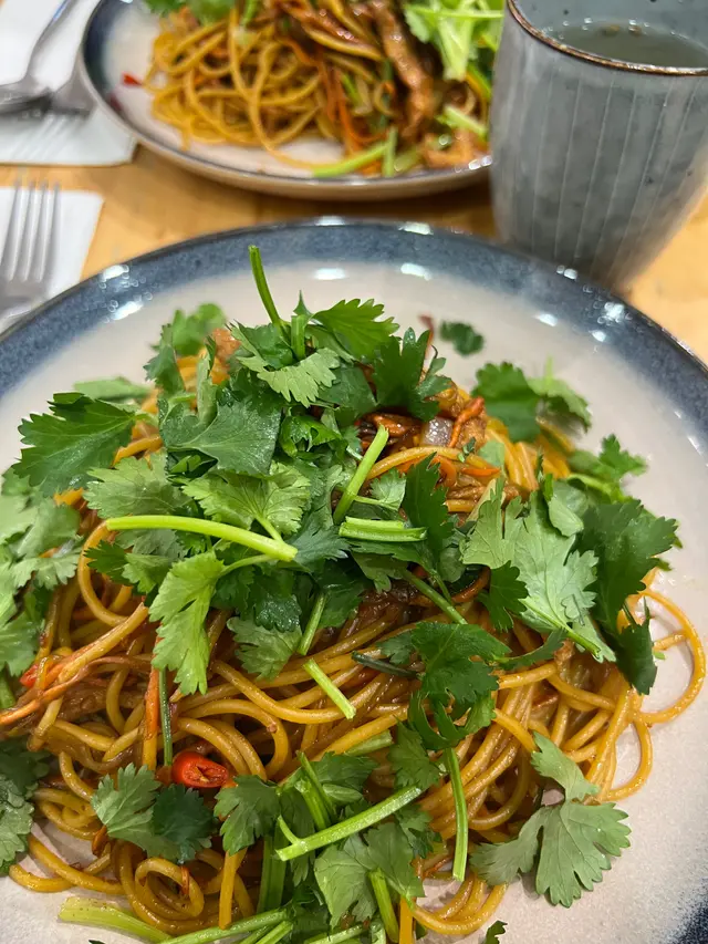 川味麻辣芫荽意大利粉