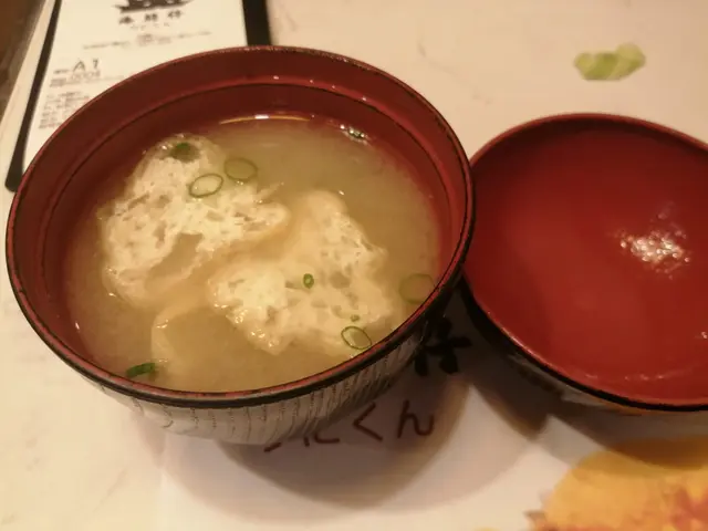 麪豉湯 (跟餐)
