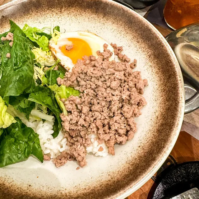 和牛乒乒乓拌飯