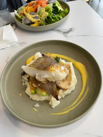 FURI Bistro & Café — 相片來源 OpenRice