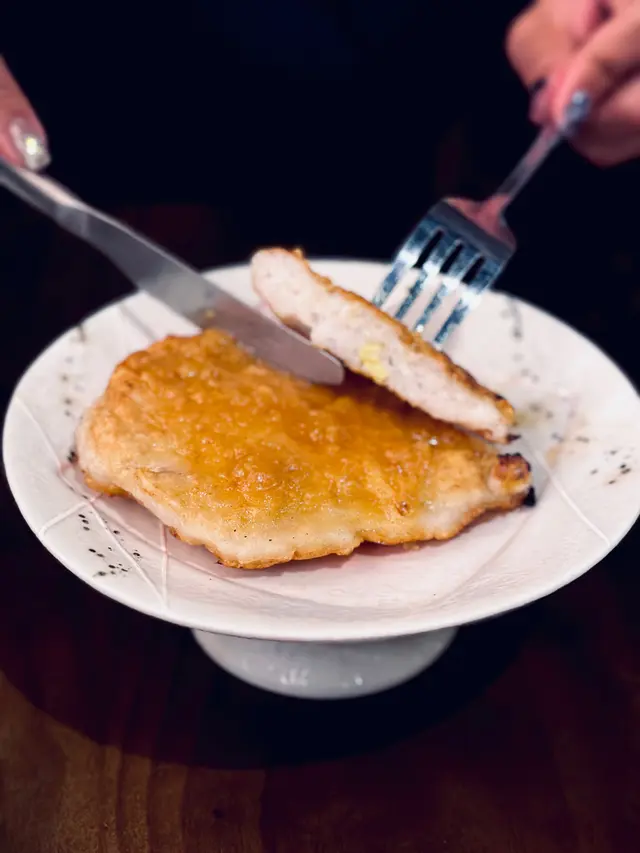 鹹蛋黃煎墨魚餅