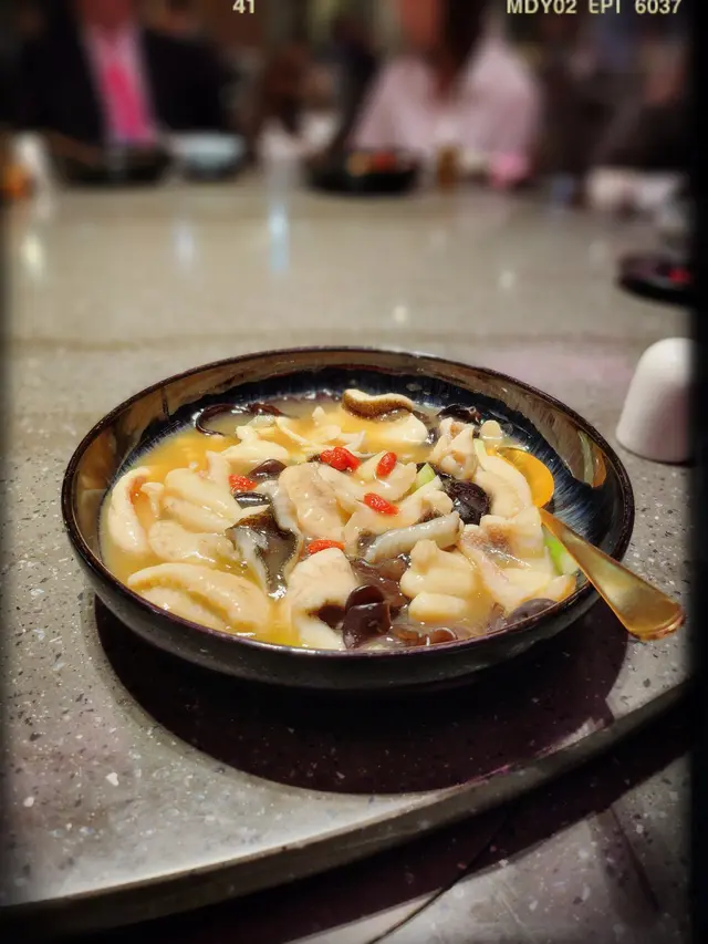 方利滬川兩食（$788）之糟溜滑魚片