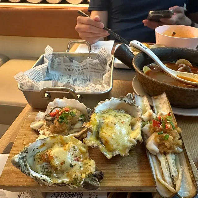 蒜蓉烤生蠔 芝土烤生蠔 蒜蓉烤鮮蟶子