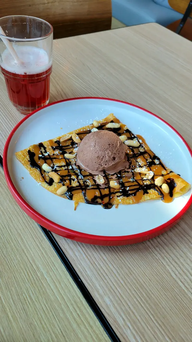 花生朱古力可麗餅