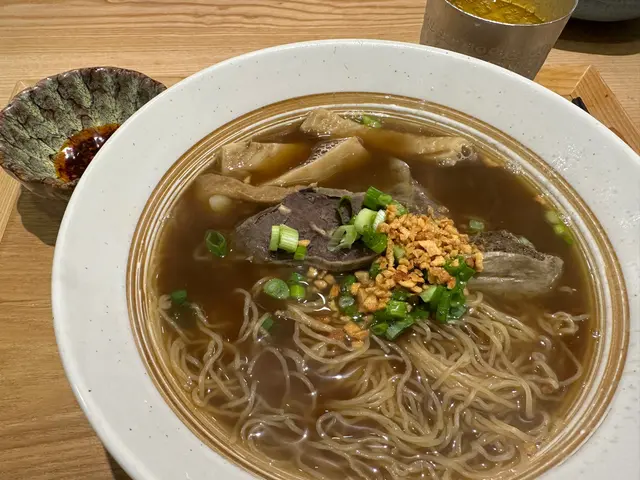 好明顯食得出佢真係用上新鮮牛什的  食到好有口感  有小小煙靭度  同鮮味  如果女士門可以叫扣底（小麵）佢麵的份量都不少
