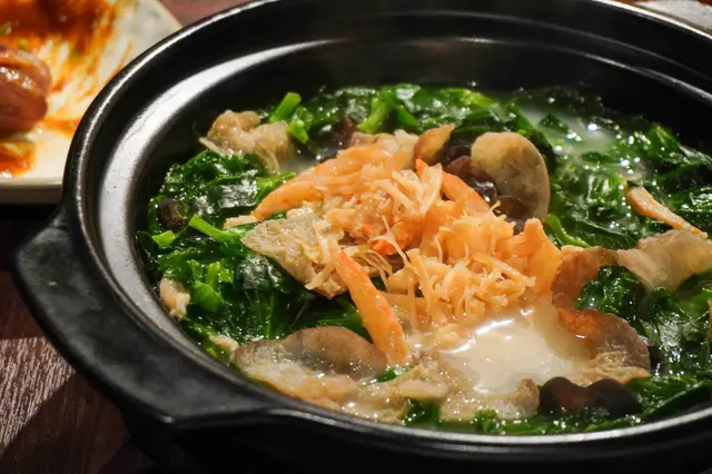 濃雞湯海味浸時蔬