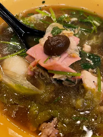嗌咗个黑蒜鸡汤