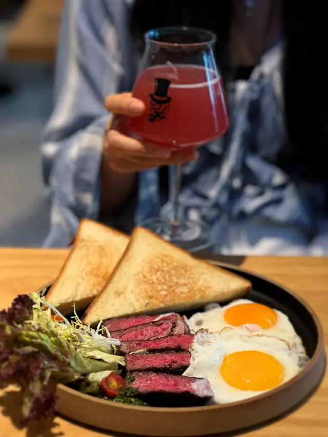 Steak & Eggs