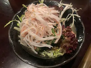 蟹肉芝麻凍菠菜