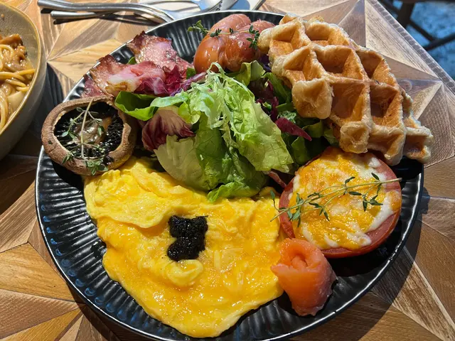 A  Big  Breakfast