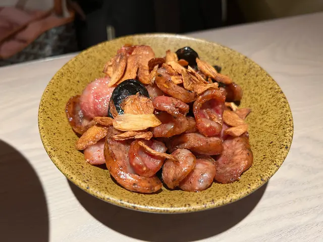 蒜香三色台腸