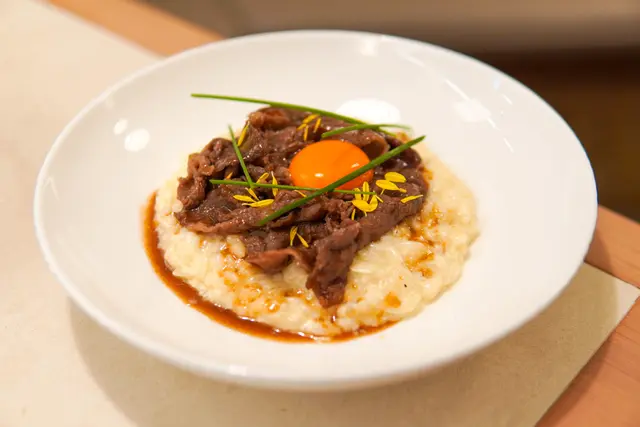 壽喜燒牛肉蛋汁燉飯