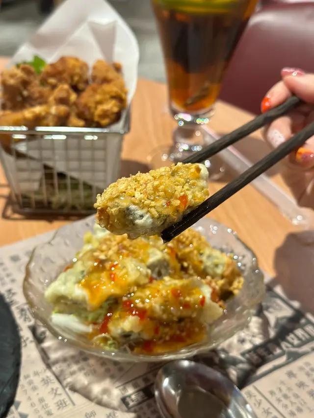 蒜香酸辣炸皮蛋