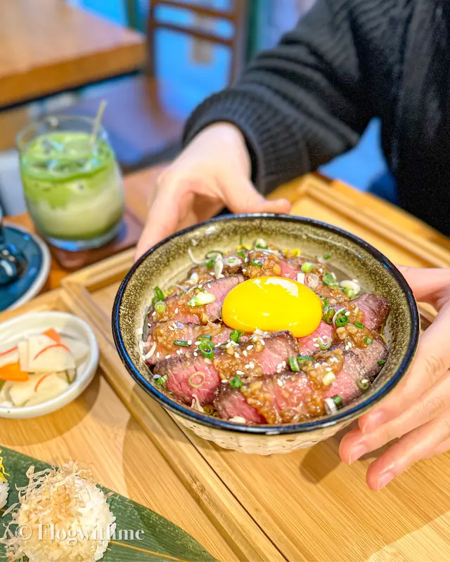 安格斯牛小排蓋飯
