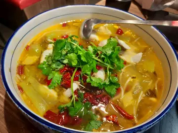 酸菜鮮魚片