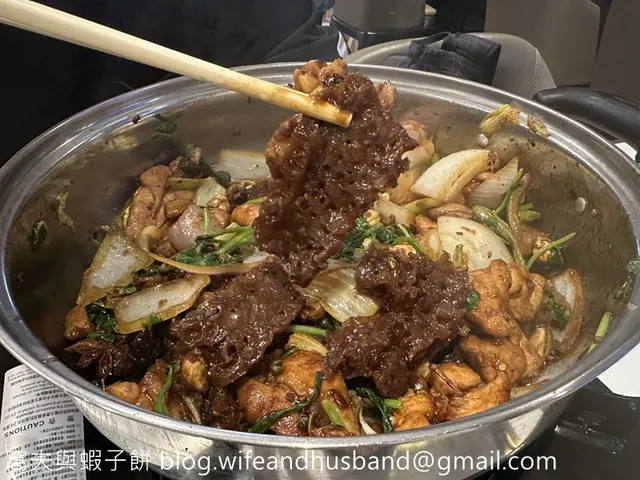 雞煲(半份雞髀拼雞胸)