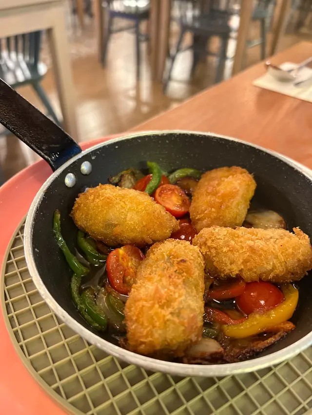 蒜香欖油炸生蠔 