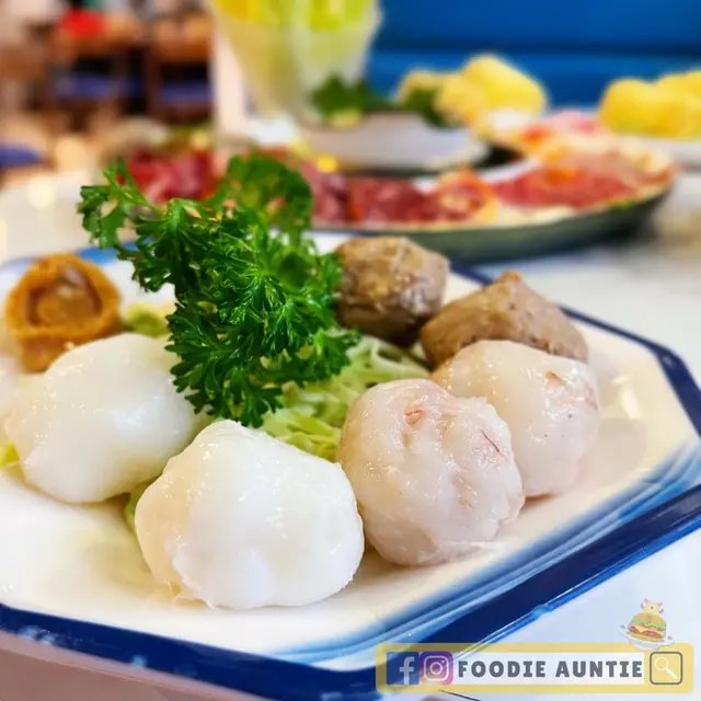 鎮店汕頭牛丸 & 爆芝墨丸 & 手打蝦丸