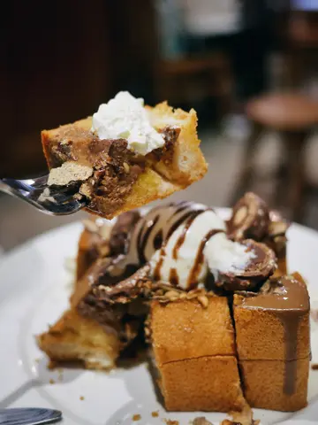 金莎朱古力蜜糖吐司 