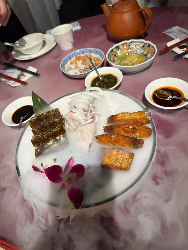 家鄉豬腳凍 鮮吊筒 烤魚