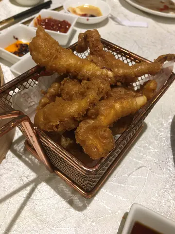 炸鱿鱼须