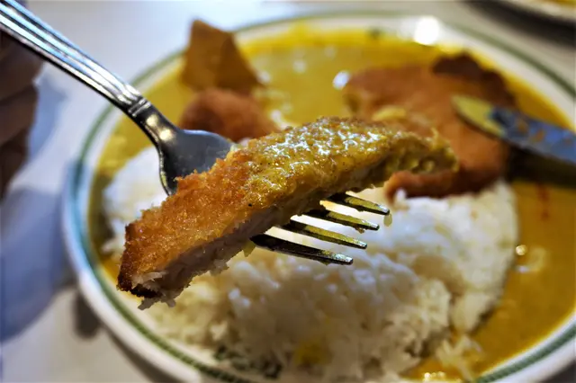 咖喱吉列豬扒飯