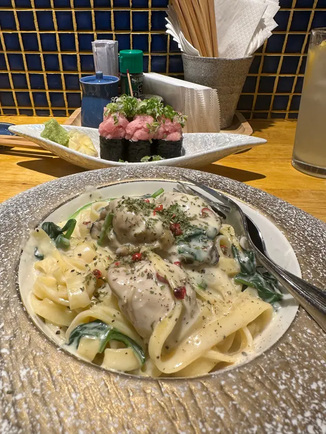 牡蠔忌廉意粉 