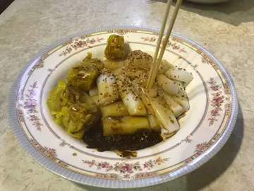 肠粉烧卖加辣汁