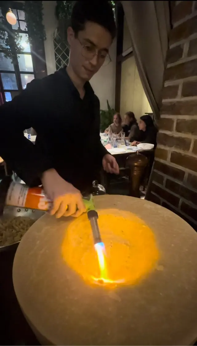 招牌拿坡里黑松露芝士意大利 Signature Mix Neapolitan Pasta