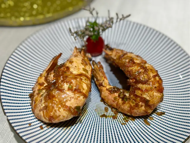 豉油皇乾煎大花竹蝦 