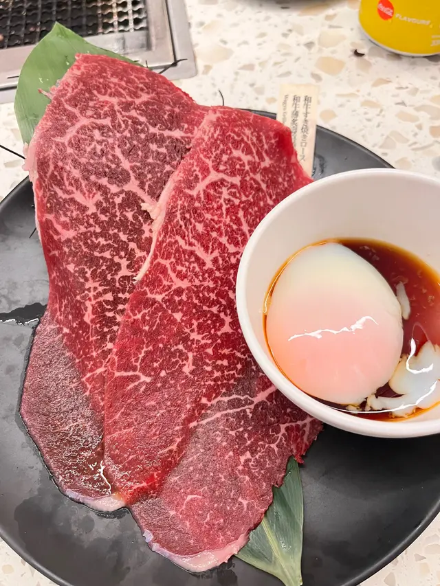 和牛薄炙壽喜燒里脊肉